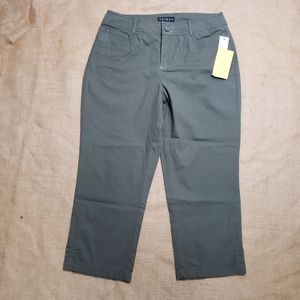 3/$25 TRIBAL Flat Front Cropped Capri Pants NWT